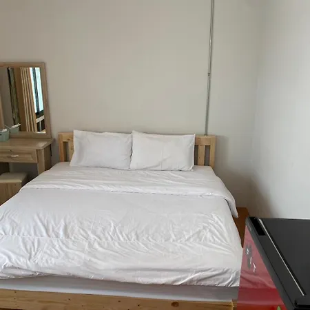 Sakura House-2